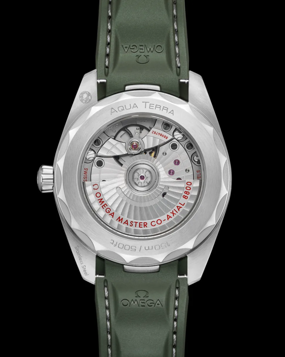38 mm, steel on rubber strap