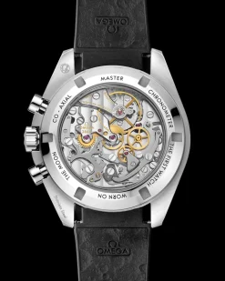 42 mm, steel on rubber strap