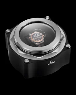 42 mm, titanium ‑ tantalum ‑ Sedna™ gold on titanium ‑ tantalum ‑ Sedna™ gold