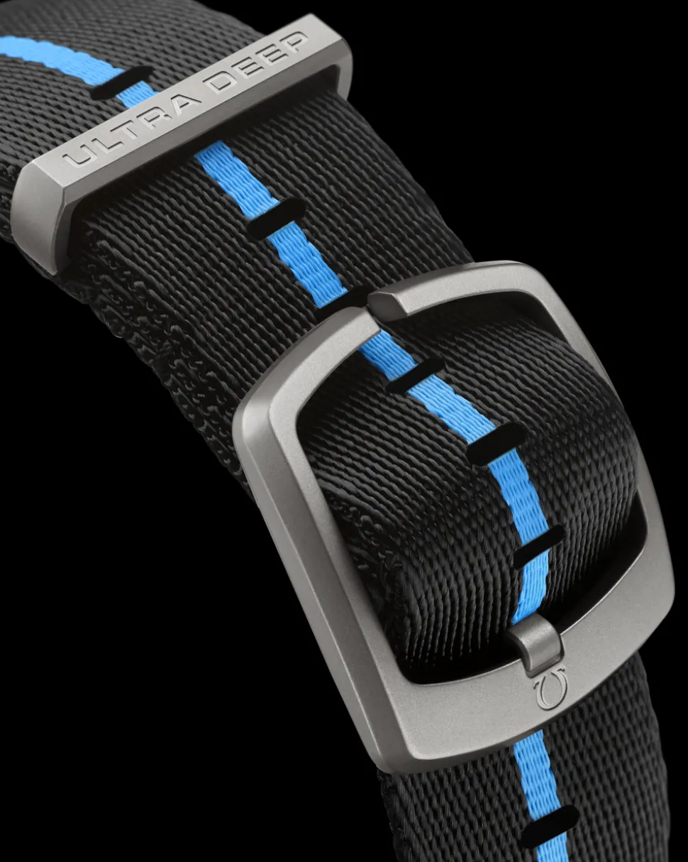 45.5 mm, titanium on NATO strap