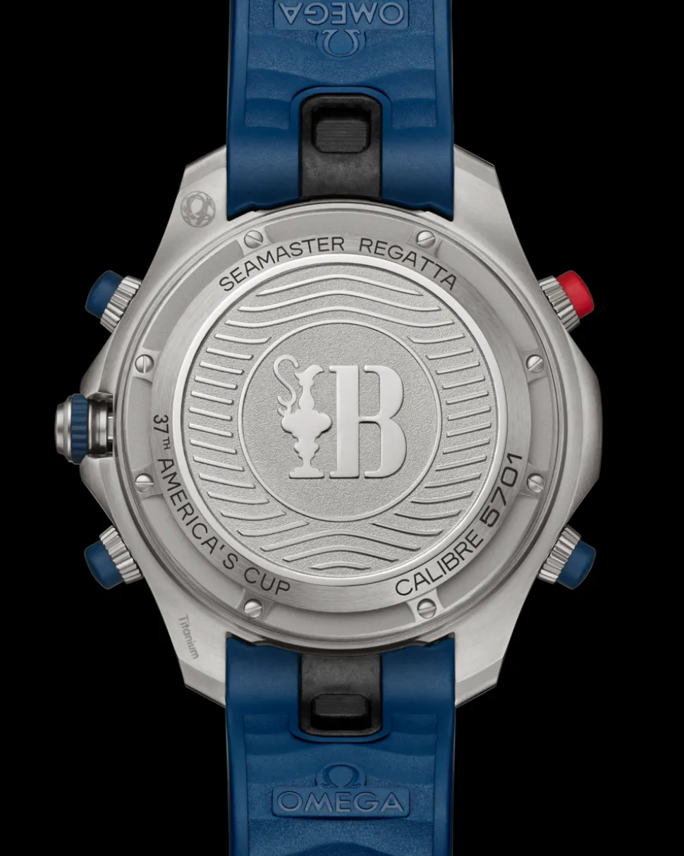 46.75 mm, titanium on rubber strap