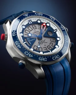 46.75 mm, titanium on rubber strap