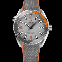 43.5 mm, titanium on rubber strap