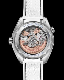 39.5 mm, white gold on leather strap with rubber lining