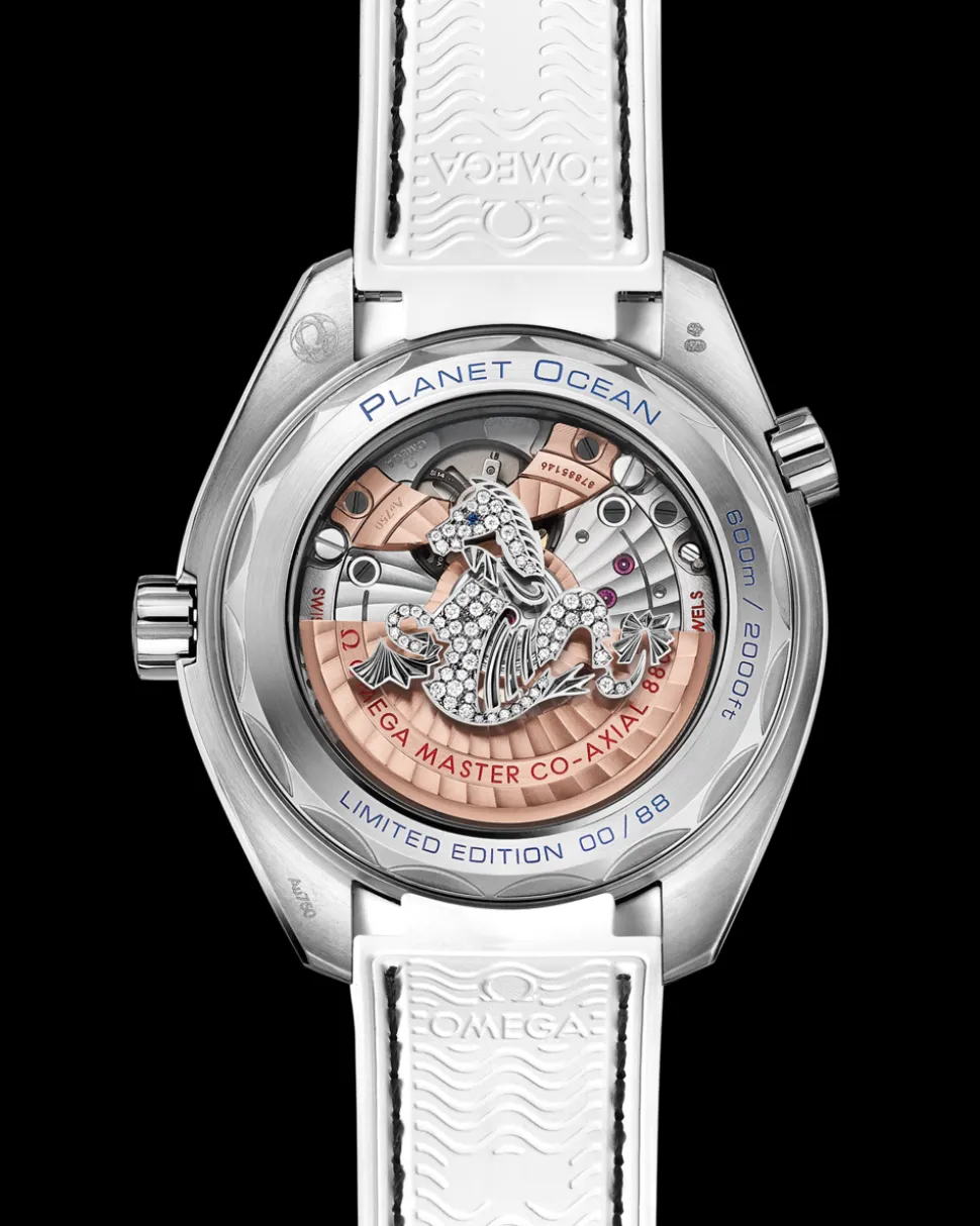 39.5 mm, white gold on leather strap with rubber lining