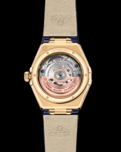 29 mm, yellow gold on leather strap