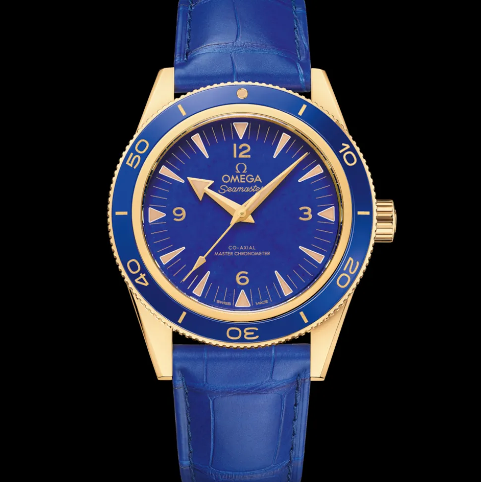 41 mm, yellow gold on leather strap