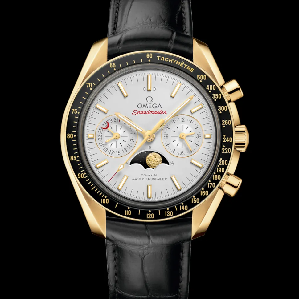 44.25 mm, yellow gold on leather strap