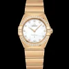 28 mm, yellow gold on yellow gold
