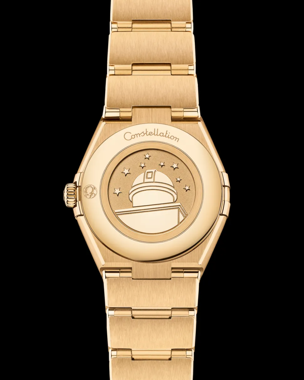 28 mm, yellow gold on yellow gold