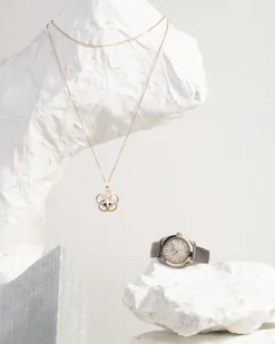 Necklace, 18k red gold, mother‑of‑pearl
