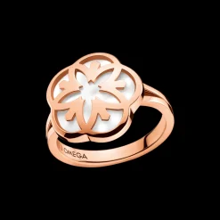 Ring, 18k red gold, mother‑of‑pearl