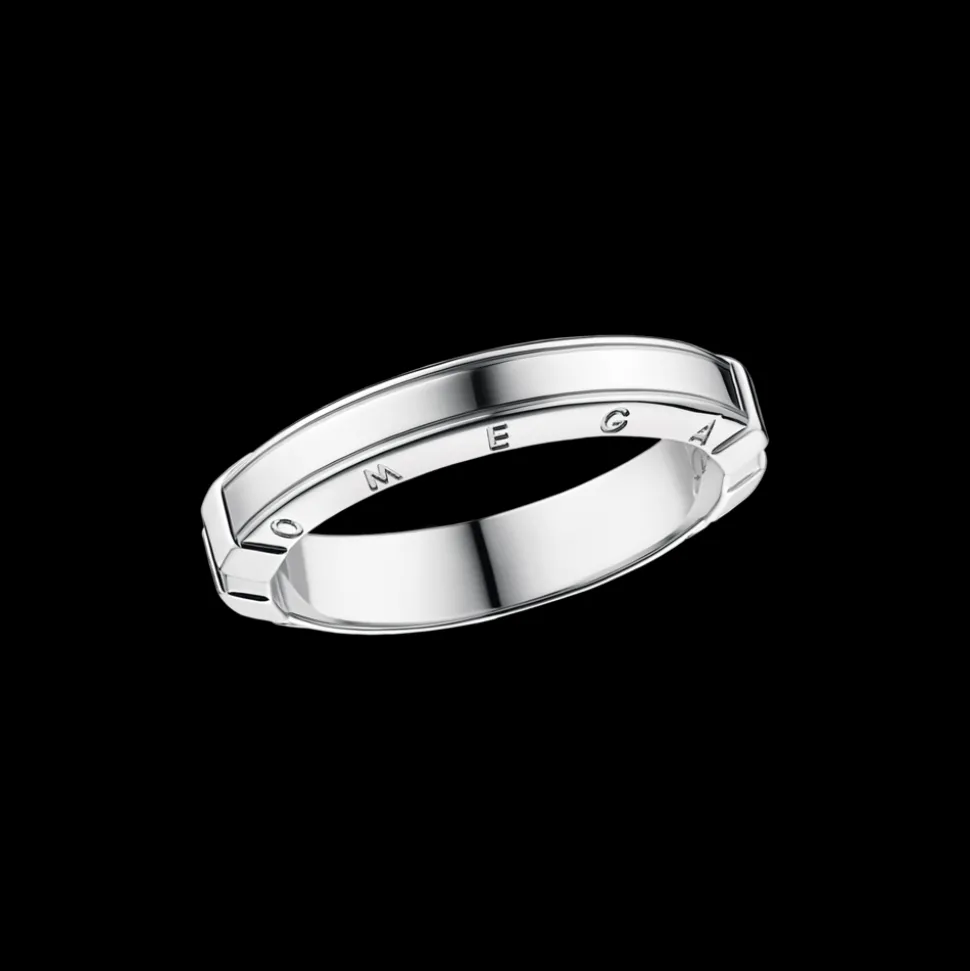 Ring, 18k white gold