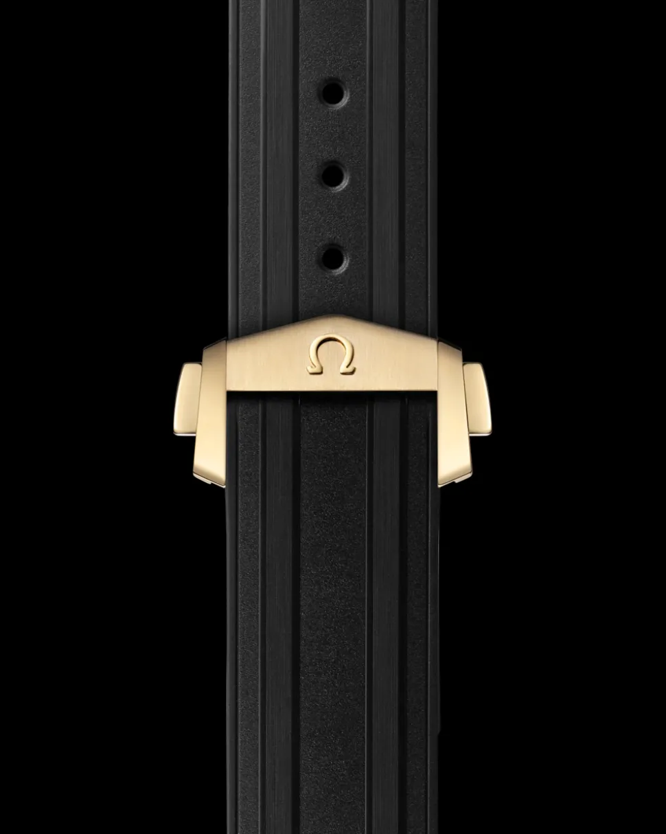 Speedmaster Moonwatch black rubber strap with foldover clasp